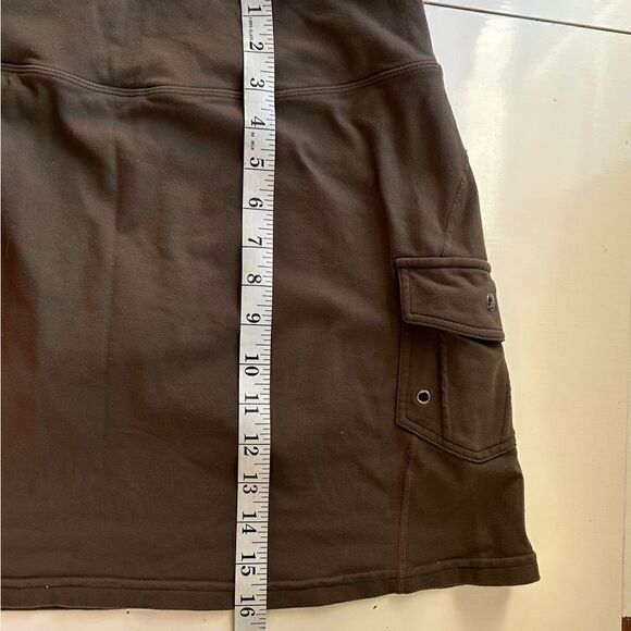 Athleta Olive Green Oasis Active Stretch Cargo Skort Size Small - Picture 8 of 9